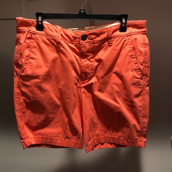 Hollister Men’s Flat-Front shorts - Picture 1 of 2
